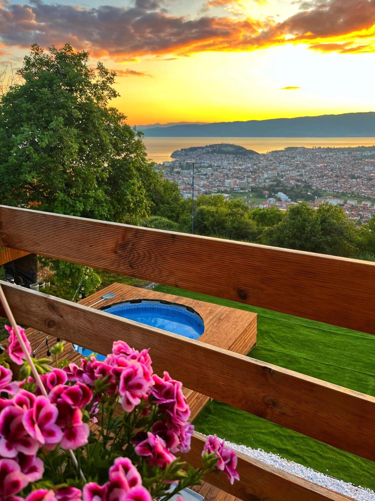 Villa & Apartments Cityview Охрид Экстерьер фото